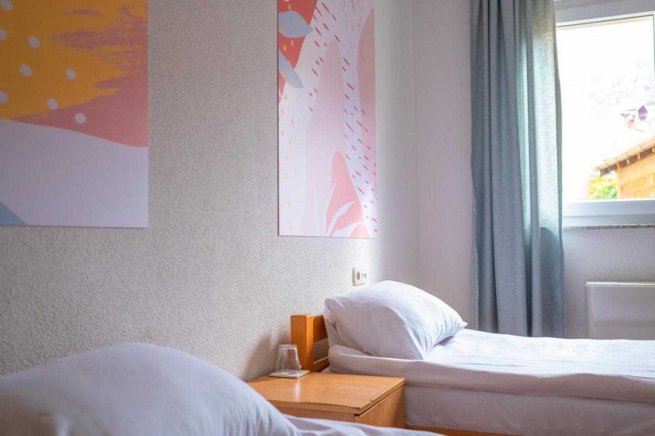 Mint Hotel Πρίζρεν Εξωτερικό φωτογραφία