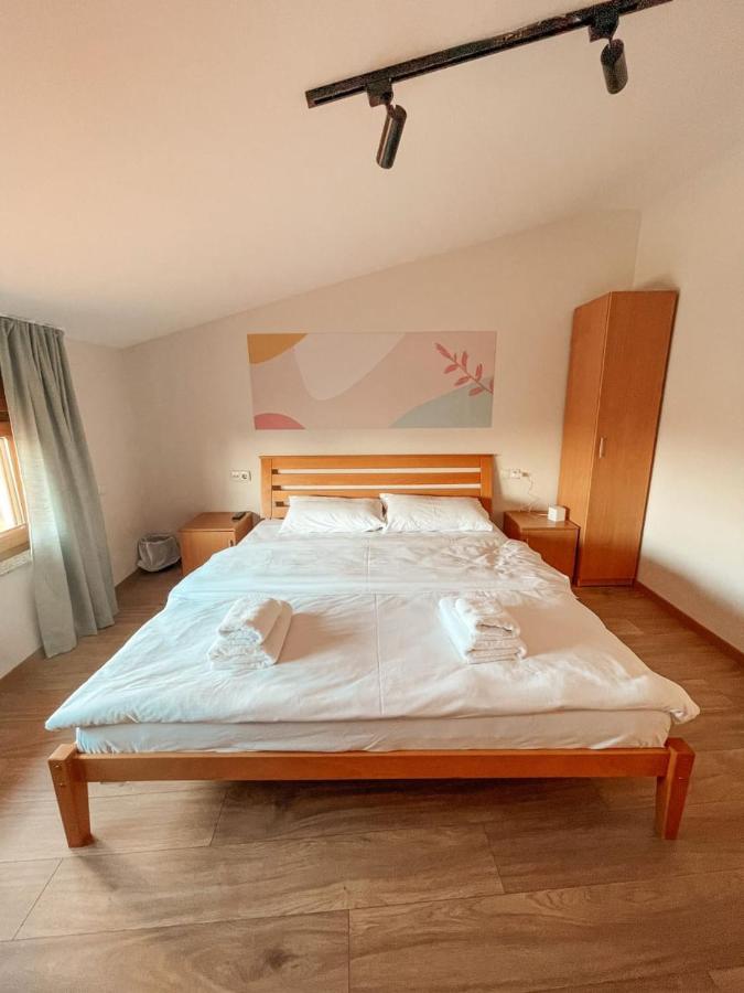 Mint Hotel Πρίζρεν Εξωτερικό φωτογραφία